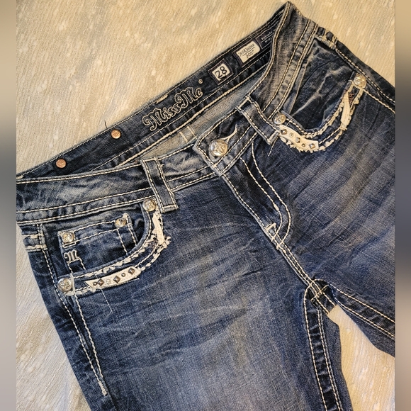 Miss Me Bootcut Jeans Bling Studded Size 28 Y2K - Picture 7 of 8